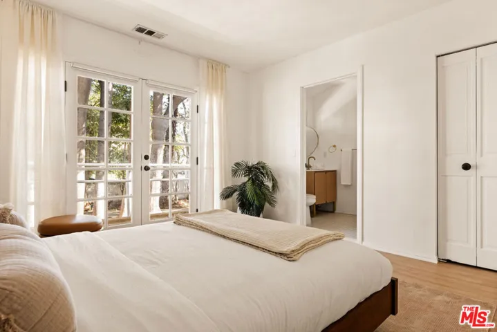 803 N Alfred Street, West Hollywood, California 90069 — photo 4