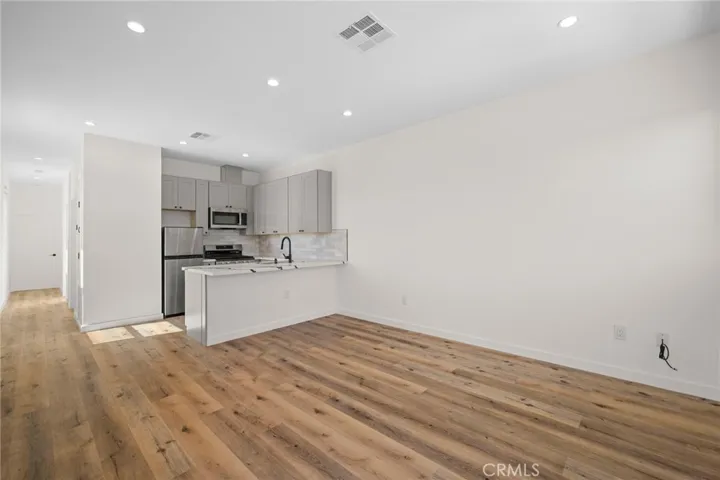 1823 Jackson Street 201, Burbank, California 91504 — photo 5