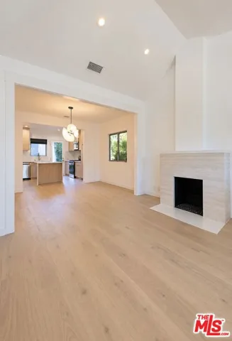7659 Fountain Avenue, Los Angeles, California 90046 — photo 4
