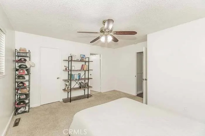 4888 E Rialto, Fresno, California 93726 — photo 4