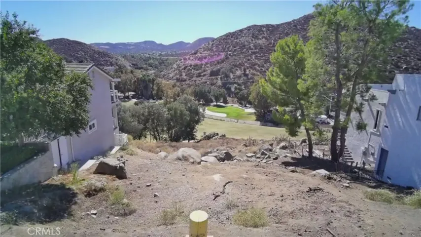 30789 Early Round Drive, Canyon Lake, California 92587 — photo 5
