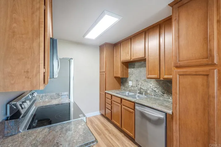 1240 N Broadway 15, Escondido, California 92026 — photo 4