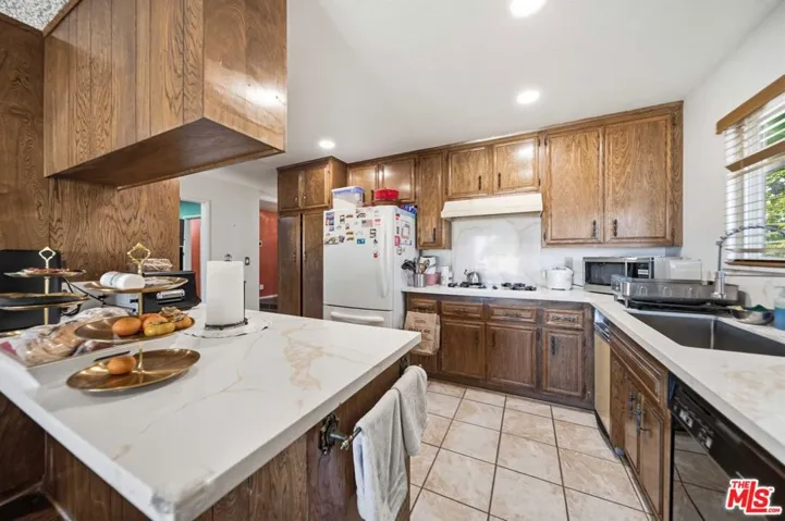 4017 W Avenue L4, Lancaster, California 93536 — photo 5