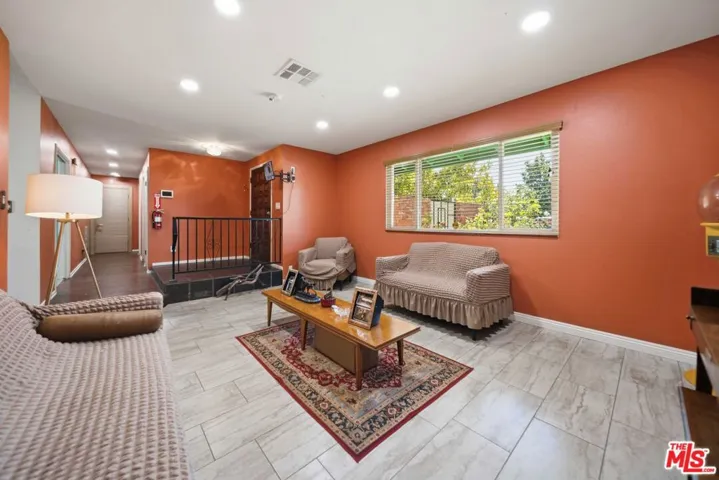 4017 W Avenue L4, Lancaster, California 93536 — photo 4