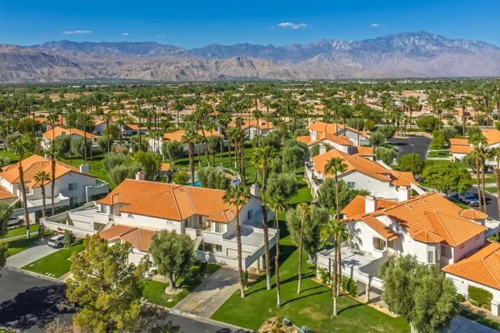 674 Vista Lago Circle N, Palm Desert, California 92211 — photo 4
