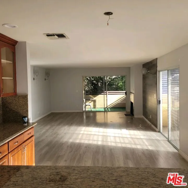 1200 S Shenandoah St #105