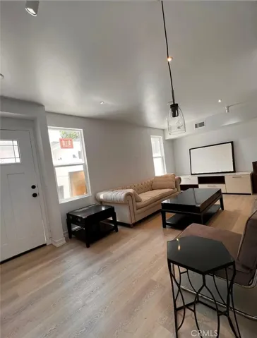 2686 Greenfield, Los Angeles, California 90064 — photo 4