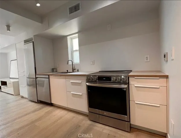 2686 Greenfield, Los Angeles, California 90064 — photo 5