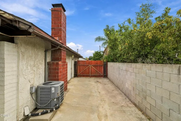 1487 Alta Ave, Upland, CA 91786, USA - 0