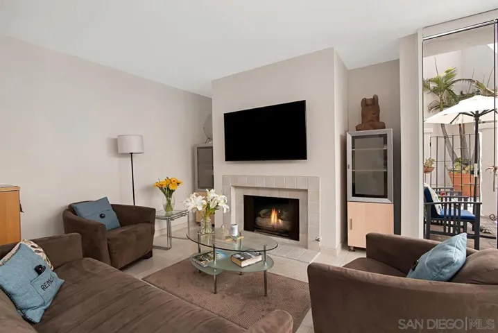 303 Coast 6, La Jolla, California 92037 — photo 4