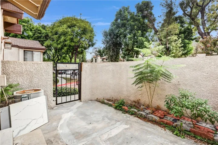 22 Mesquite, Pomona, California 91766 — photo 5