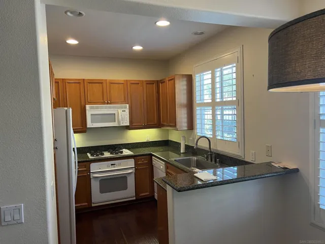 10978 Serafina 69, San Diego, California 92128 — photo 4