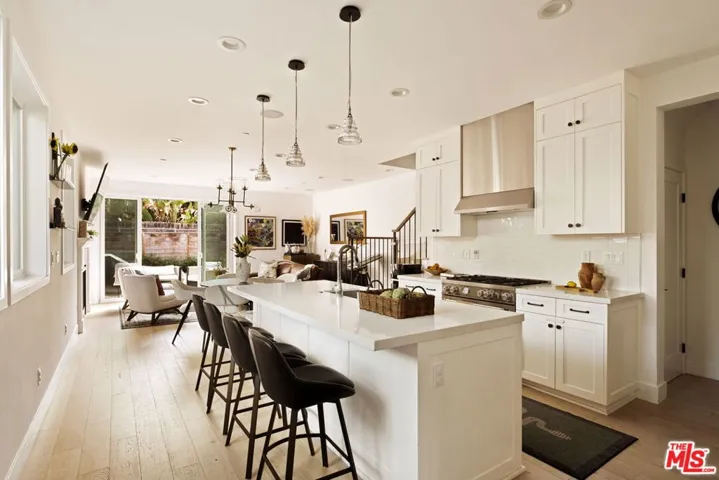 1426 S Sierra Bonita Avenue, Los Angeles, California 90019 — photo 4