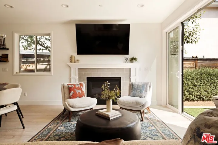 1426 S Sierra Bonita Avenue, Los Angeles, California 90019 — photo 5