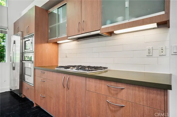 12837 Moorpark Street 405, Studio City, California 91604 — photo 5
