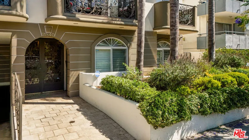 11840 Dorothy Street 302, Los Angeles, California 90049 — photo 5