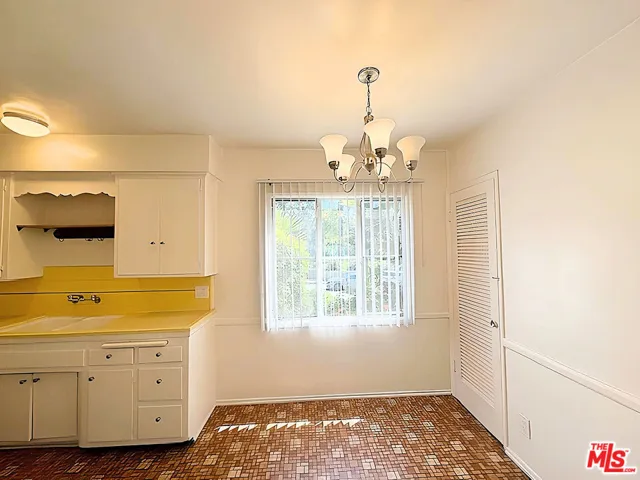 4919 Beverly Boulevard 1, Los Angeles, California 90004 — photo 4