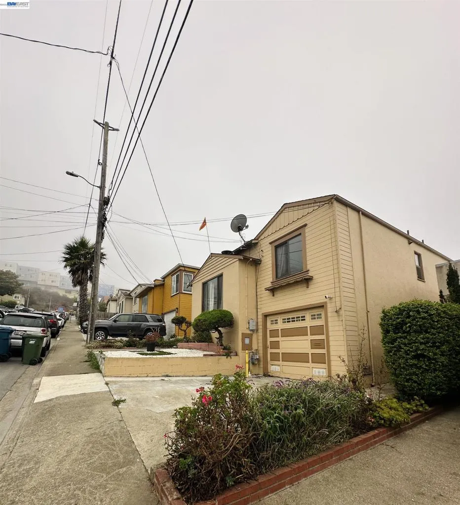 50 Tallwood Dr, Daly City, California 94014 — photo 4