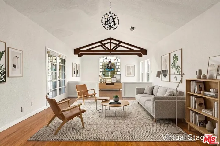 1064 S Hayworth Avenue, Los Angeles, California 90035 — photo 5