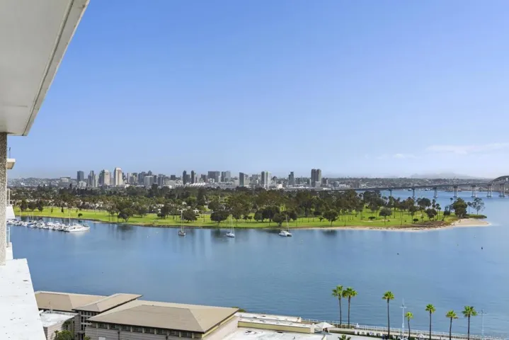 1820 Avenida Del Mundo 1504, Coronado, California 92118 — photo 5