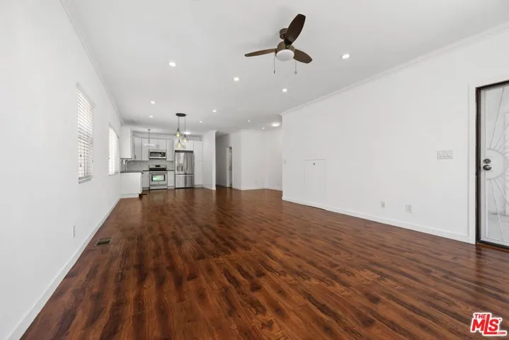 8549 Cashio Street, Los Angeles, California 90035 — photo 5