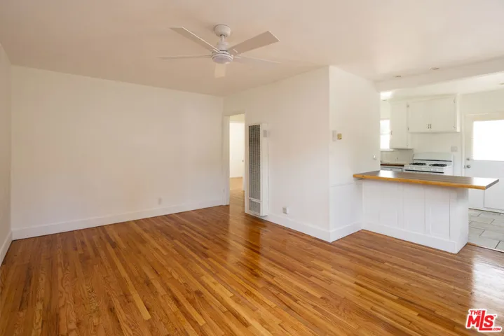 509 Westminster Avenue, Venice, California 90291 — photo 5