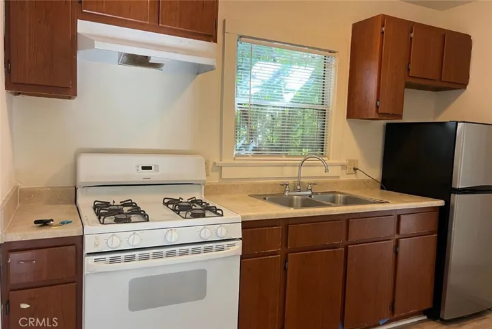 122 1/4 S Westmoreland Ave, Los Angeles, California 90004 — photo 4