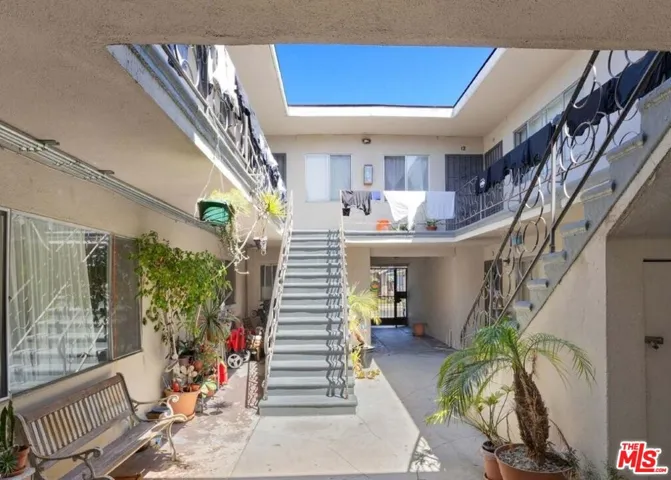 12420 Greene Avenue, Los Angeles, California 90066 — photo 4