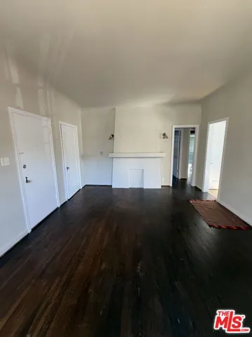 1464 S Holt Avenue, Los Angeles, California 90035 — photo 5