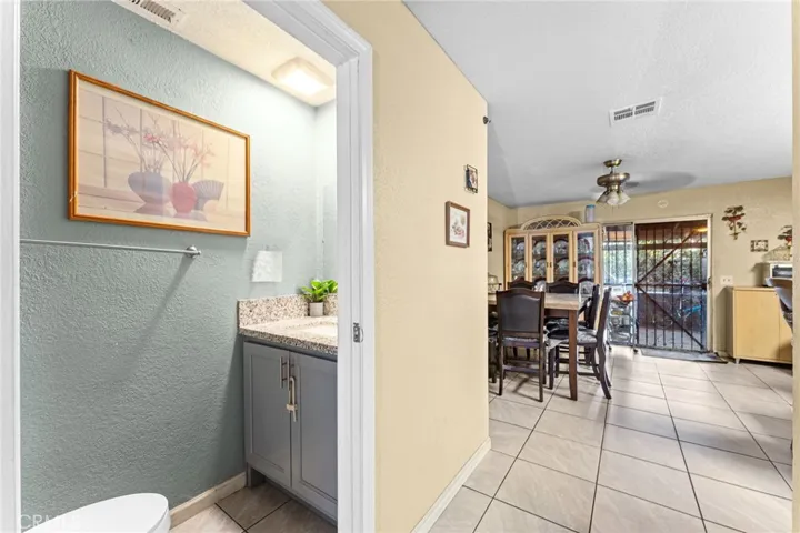 698 W Phillips, Pomona, California 91766 — photo 5