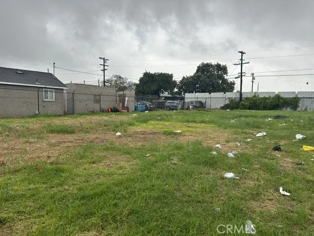 1220 W 57th