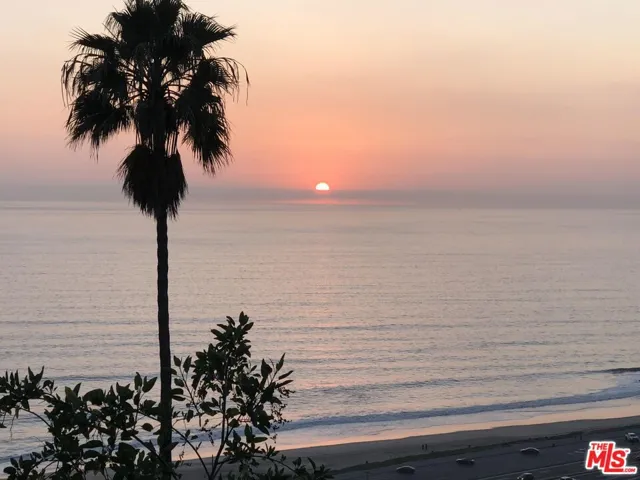 429 Via De La Paz, Pacific Palisades, California 90272 — photo 5