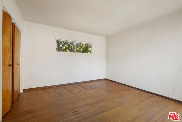 11827 Stanwood Drive, Los Angeles, California 90066 — photo 5