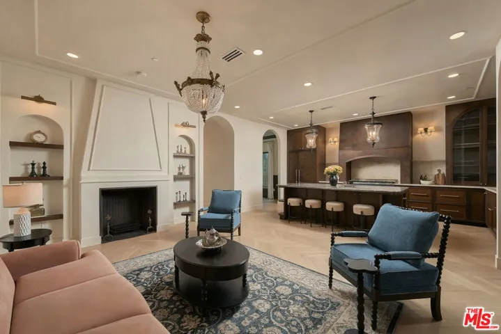 1358 S Ridgeley Drive, Los Angeles, California 90019 — photo 5
