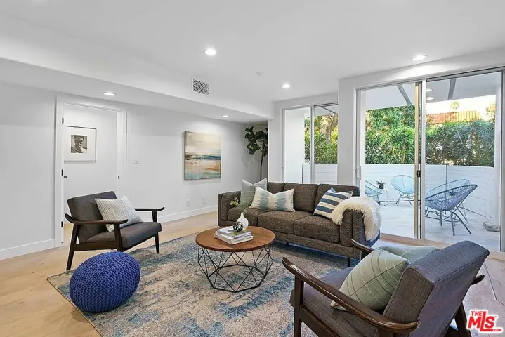 842 11th Street, Santa Monica, California 90403 — photo 4