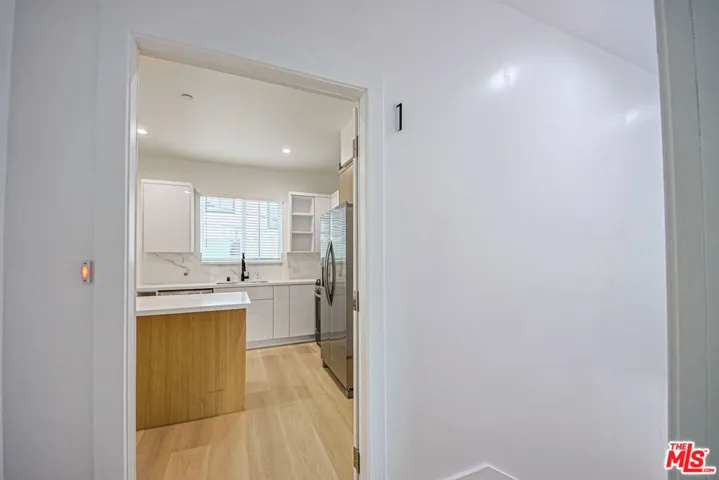 1321 N June Street 1, Los Angeles, California 90028 — photo 5