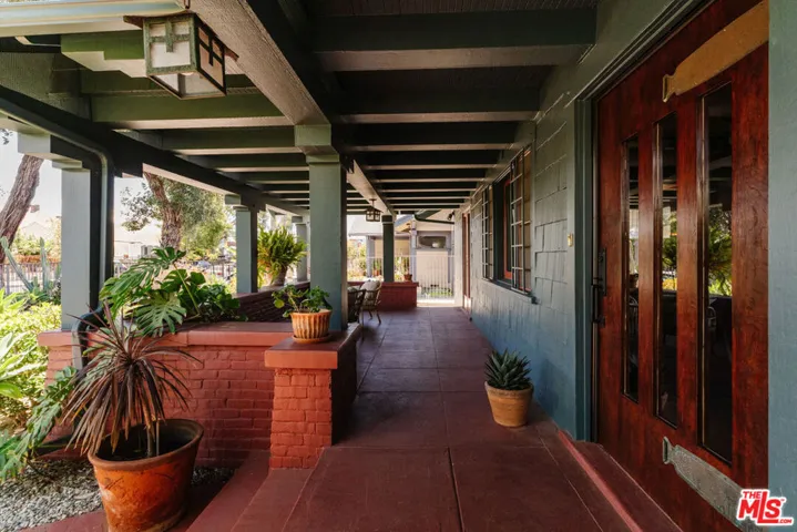 2915 S Budlong Avenue, Los Angeles, California 90007 — photo 5
