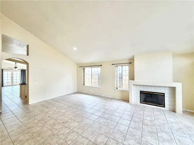 25167 Parkcrest Drive, Murrieta, California 92562 — photo 5