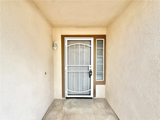 25167 Parkcrest Drive, Murrieta, California 92562 — photo 4
