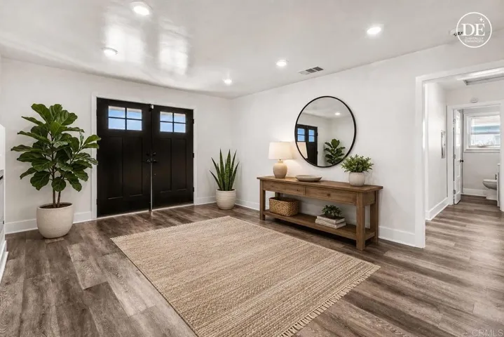 5206 La Paz Drive, San Diego, California 92114 — photo 5
