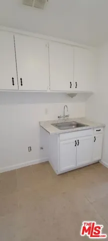 1137 N Mayfield Avenue, San Bernardino, California 92410 — photo 5