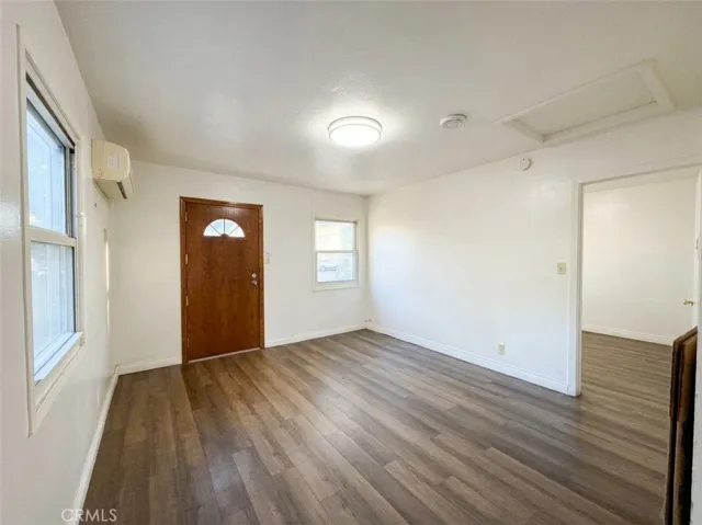 317 E Park Street, Ontario, California 91761 — photo 4