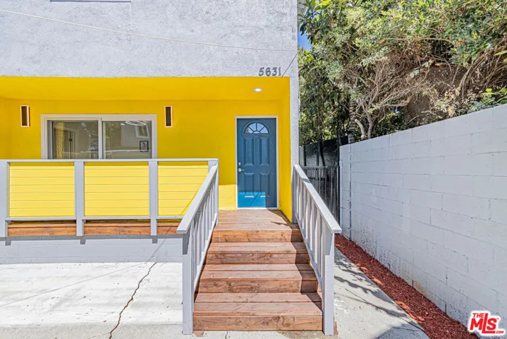 5633 La Mirada Avenue, Los Angeles, California 90038 — photo 4