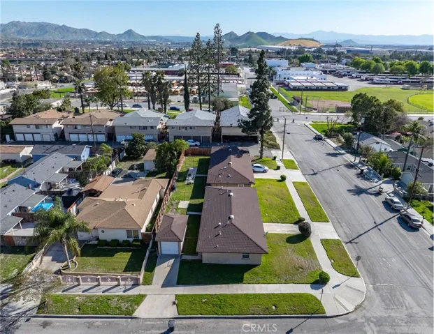 560 N 2nd Street, Colton, California 92324 — photo 4
