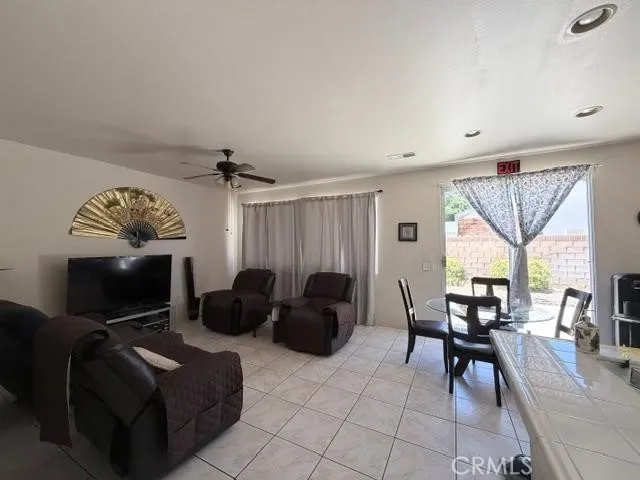 gallery-image 4