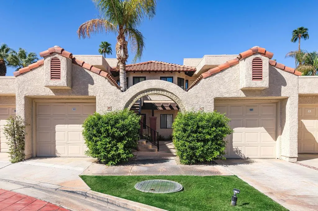 Oasis148 FRONT Close