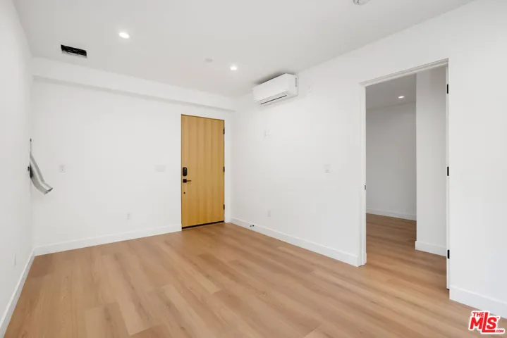 728 3/4 Robinson Street, Los Angeles, California 90026 — photo 4