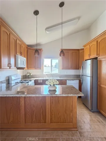1746 Gramercy, Torrance, California 90028 — photo 4
