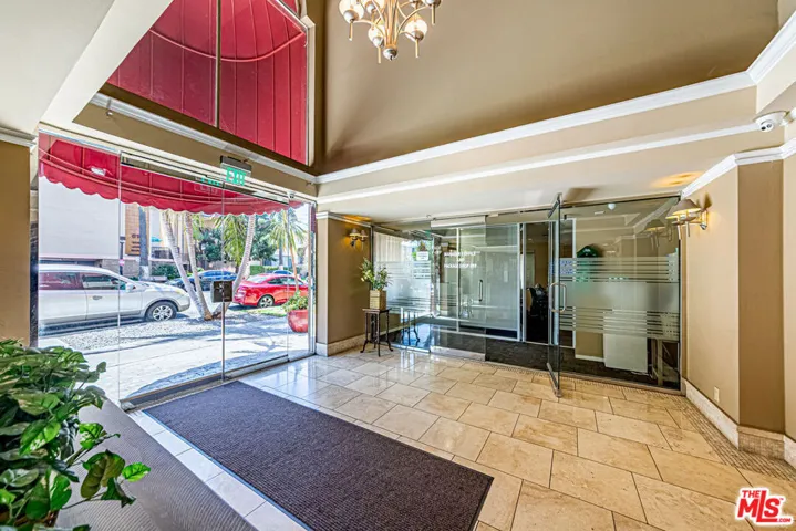 620 S Gramercy Place 301, Los Angeles, California 90005 — photo 4