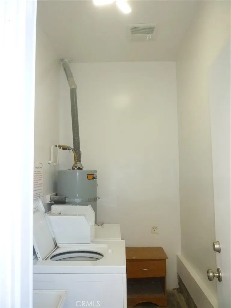 Another view of the community laundry room. Another view of the community laundry room.